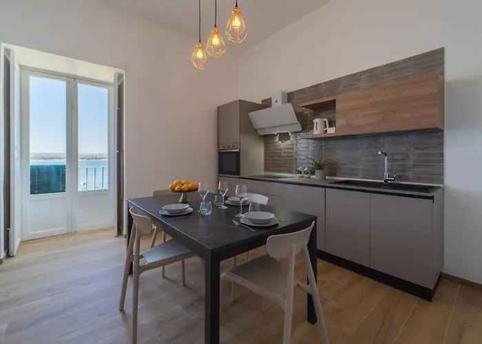 Ortigia Superior Sea View Apartment Near Duomo